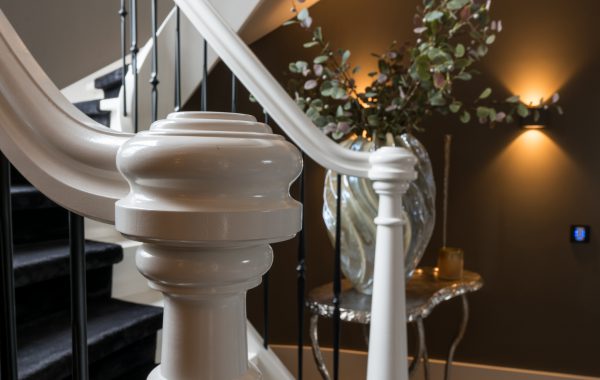 TRAP DETAILS: BALUSTERS