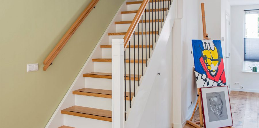 Strakke, moderne, dichte en open trap